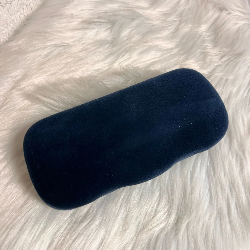 Gucci Silver Frame Glasses with Case - Picture 10 of 10